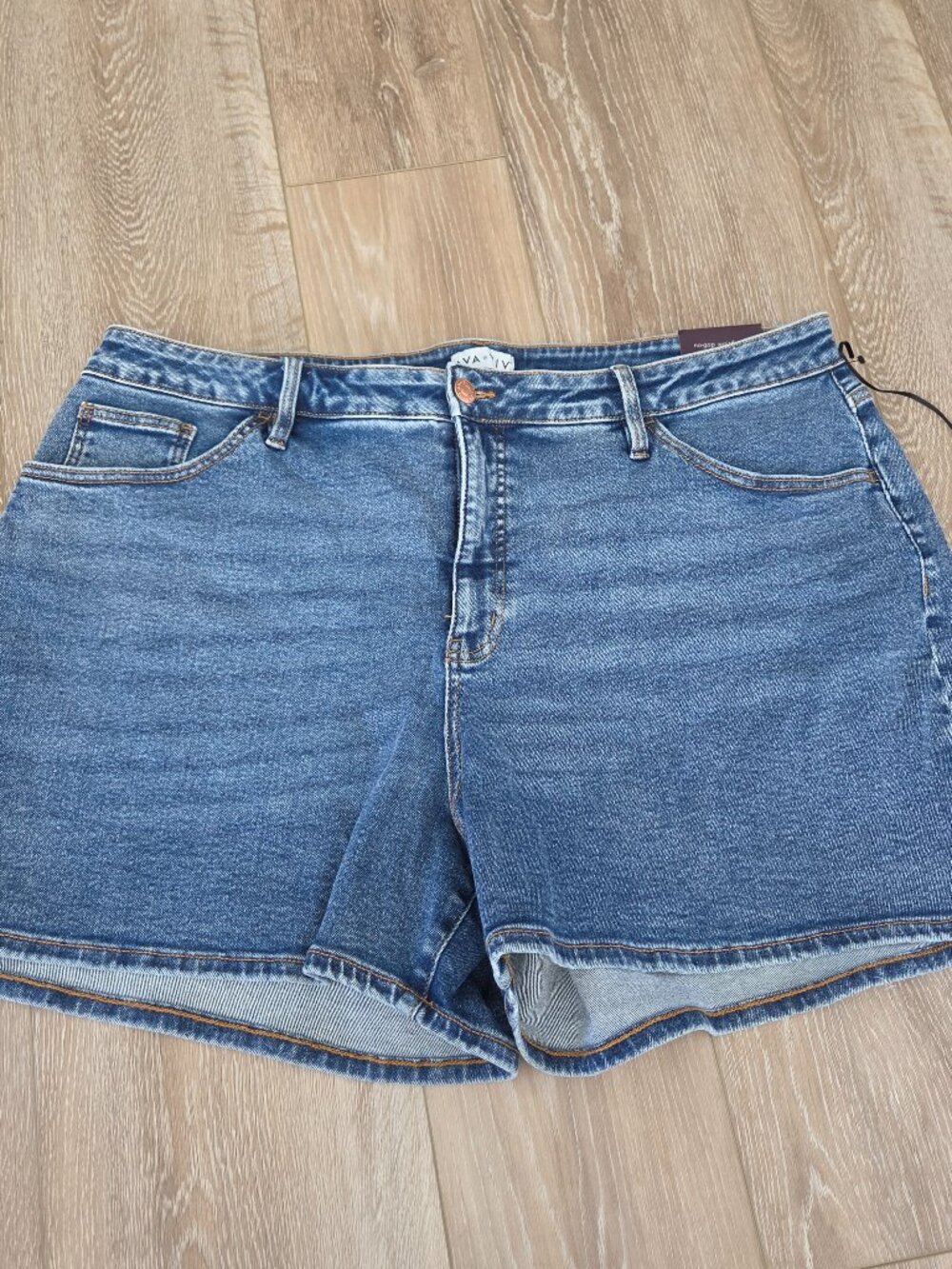 Ava & Viv Women's High-Rise Slim Fit Midi Denim Shorts